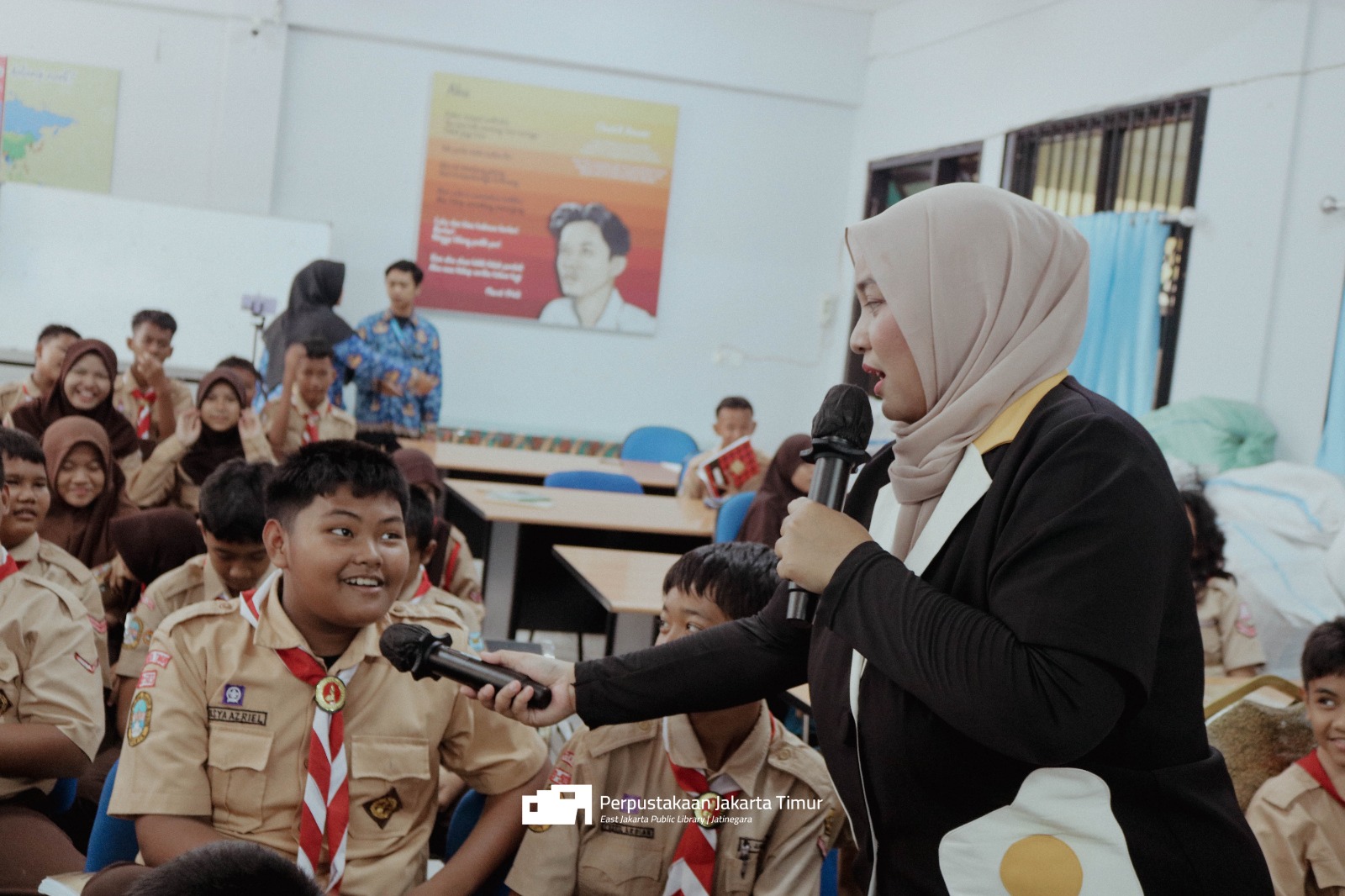 Roadshow Workshop Membaca Ke SMP Negeri 44 Jakarta